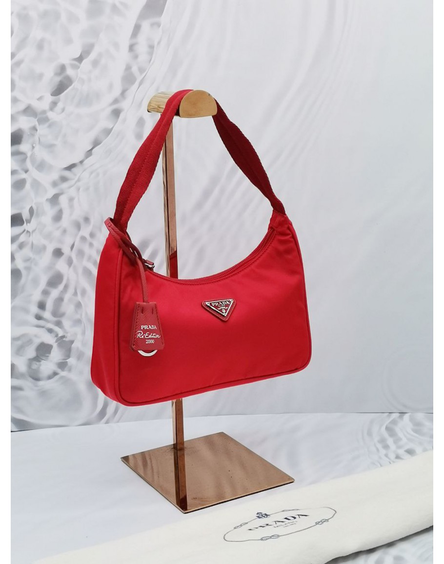 Prada nylon 2025 shoulder bag red